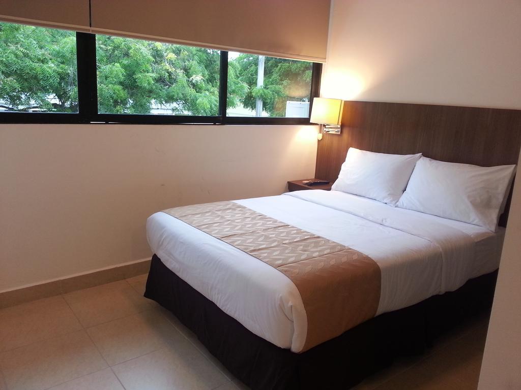 Buenavista Place Hotel Bahia de Caraquez Zimmer foto